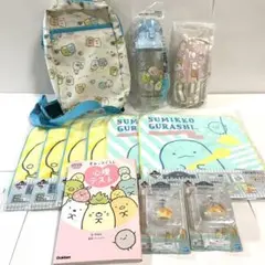 すみっコぐらしまとめ売り　キーホルダー　財布　水筒　ハンドタオル　カバン　12点