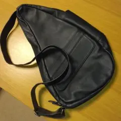 healthybackbagネイビーレザーショルダーバッグ