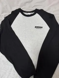 BIRDGOG ロゴ入り長袖シャツ グレー/ブラック