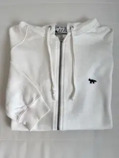 メゾンキツネ MAISON KITSUNE パーカー