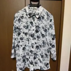 花柄七分袖シャツ