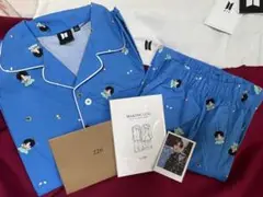★新品・未使用品★BTS JIN ジンくんパジャマ　トレカつき　Lサイズ　青色