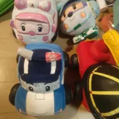 ロボカーポリーのぬいぐるみ