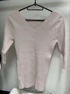 759 リブニット　Vネック　ベージュ　トップス　フリーサイズ