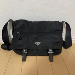 PRADA プラダ ショルダーバッグ メッセンジャーバッグ バックル