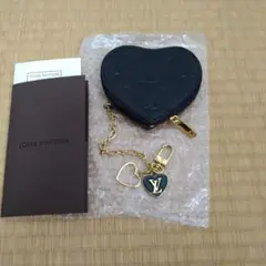 Louis Vuitton ハート型コインケース非売品ノベルティ新品未使用 Louis Vuitton ハート型コインケース非売品ノベルティ新品未使用