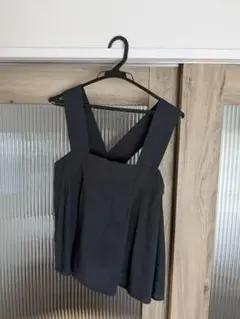 黒 クロスストラップ ノースリーブチュニック　ビスチェ
