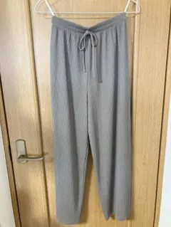 しまむら　Lax Dan Tia プリーツパンツ　Lサイズ