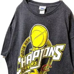 NBAクリーブランドキャバリアーズ デカロゴ Tシャツ グレー灰色 L 古着