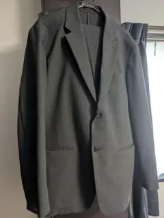 UNIQLOセットアップ　感動ジャケット+感動パンツ　グレー