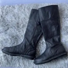 Item thumbnail for item f2ccb945-ad08-4a73-a0af-52b8cfdd5ba8