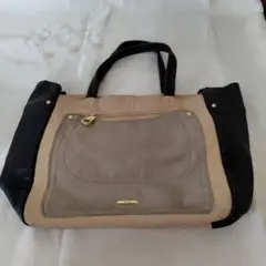 レザー製ハンドバッグ ベージュと黒