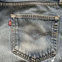 Levi's ダメージ加工 ストレートジーンズ