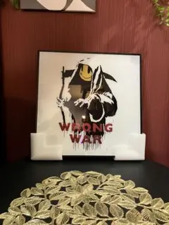 WRONG WAR グラフィックアート フレーム付き バンクシーアート