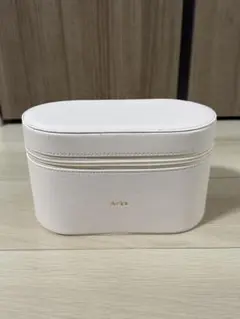 Item thumbnail for item 3d356b24-d8f8-40dd-8864-00a387843fb3