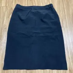 事務服　黒タイトスカート ひざ丈　ウェスト64センチ