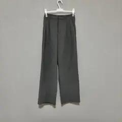 GU タックワイドパンツ　グレー　M
