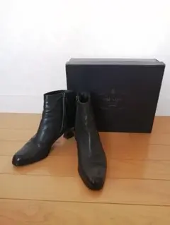 プラダショートブーツ 37 (24センチ)