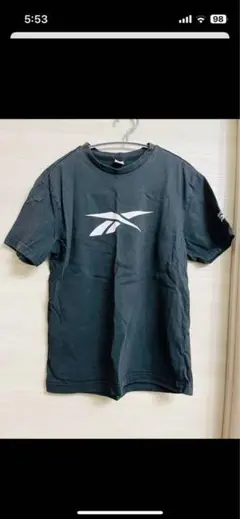 Reebok ロゴ入り黒Tシャツ