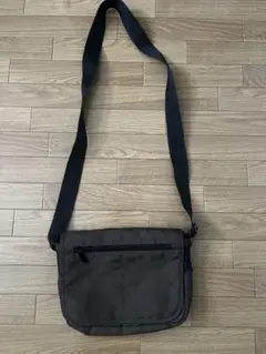 マウンテンレンジ　ショルダーバッグ