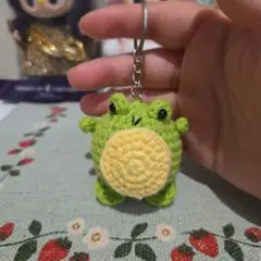 カエルあみぐるみキーホルダー