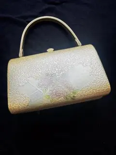 Item thumbnail for item b5337c20-18eb-4029-8a7b-d8b23606d466