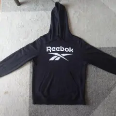 Reebok フード付きパーカー 黒