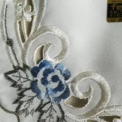 スイス 現地購入 fehrlin 伝統 刺繍 花柄 カバー 敷物 タペストリー