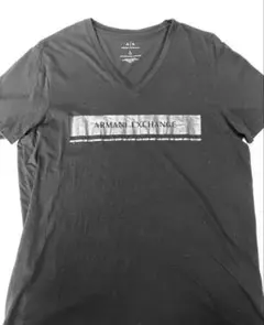 Armani Exchange ブラックTシャツ