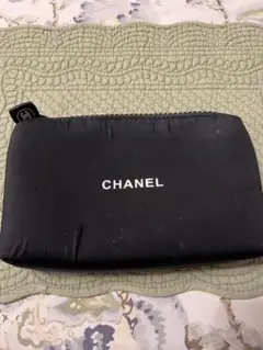 CHANEL ブラック ナイロンポーチ