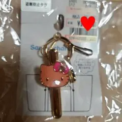 日焼けキティ　キーホルダーバッグインクリップ