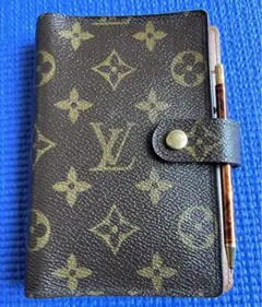 最終値下！LV 手帳シャープペンセット♪ノワール ルイヴィトン エピ 最終値下！LV 手帳シャープペンセット♪ノワール ルイヴィトン エピ