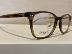 Item thumbnail for item 656e8476-c984-4a50-8da6-01a61250411f