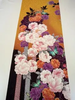 京友禅　はぎれ〈5412〉桜　バラ　蝶々　オレンジラメ地模様　Kyo yuzen