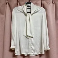 ブラウス　ホワイト