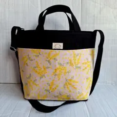 【黒 × ミモザ柄】２wayバッグ ハンドメイド