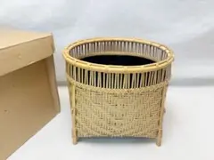Item thumbnail for item 7ceabdbd-6390-414a-9f24-0c0f96ed7d41