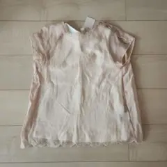 petit main ベージュ 半袖シャツ