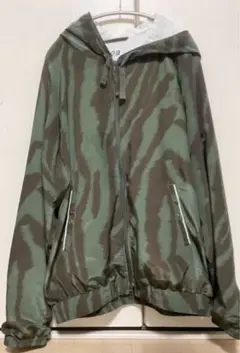 AiE カモフラ KHK 迷彩ジップフーディー　ネペンテス
