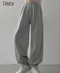 Dazy グレー ジョガーパンツ　スウェットパンツ