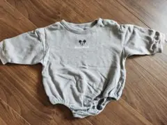 グレーの長袖ロンパース 70-80cm