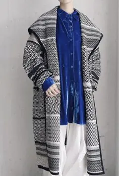 【極美品】Saramallikaサラマリカ キリムフーディコート 未使用タグ付き 極美品】Saramallikaサラマリカ キリムフーディコート 未使用