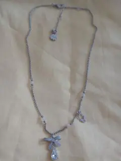 Diorのネックレス