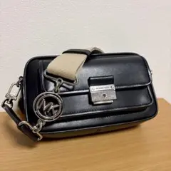 マイケルコース ショルダーバッグ ロゴ金具 レザー ブラック