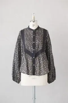 ◎新品◎エテルニテドゥソワ　スタンドタックシャツ　soi-e