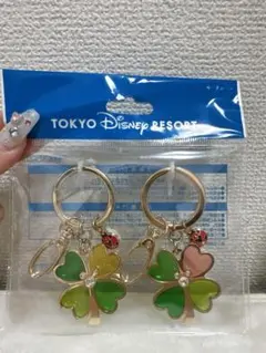 東京ディズニーリゾート クローバーキーホルダー 2個セット