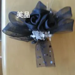 黒のサテンローズ コサージュ