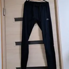 TIGORA 黒 スリムフィット