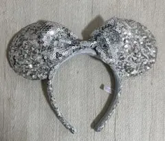 新品！ディズニー カチューシャ スパンコール シルバー