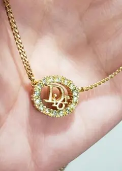 Christian Dior ネックレス
ゴールド クリスチャンディオール